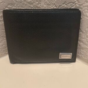 Dolce & Gabbana Bifold Wallet Black Leather Cardholder Minimalist Quiet Luxury